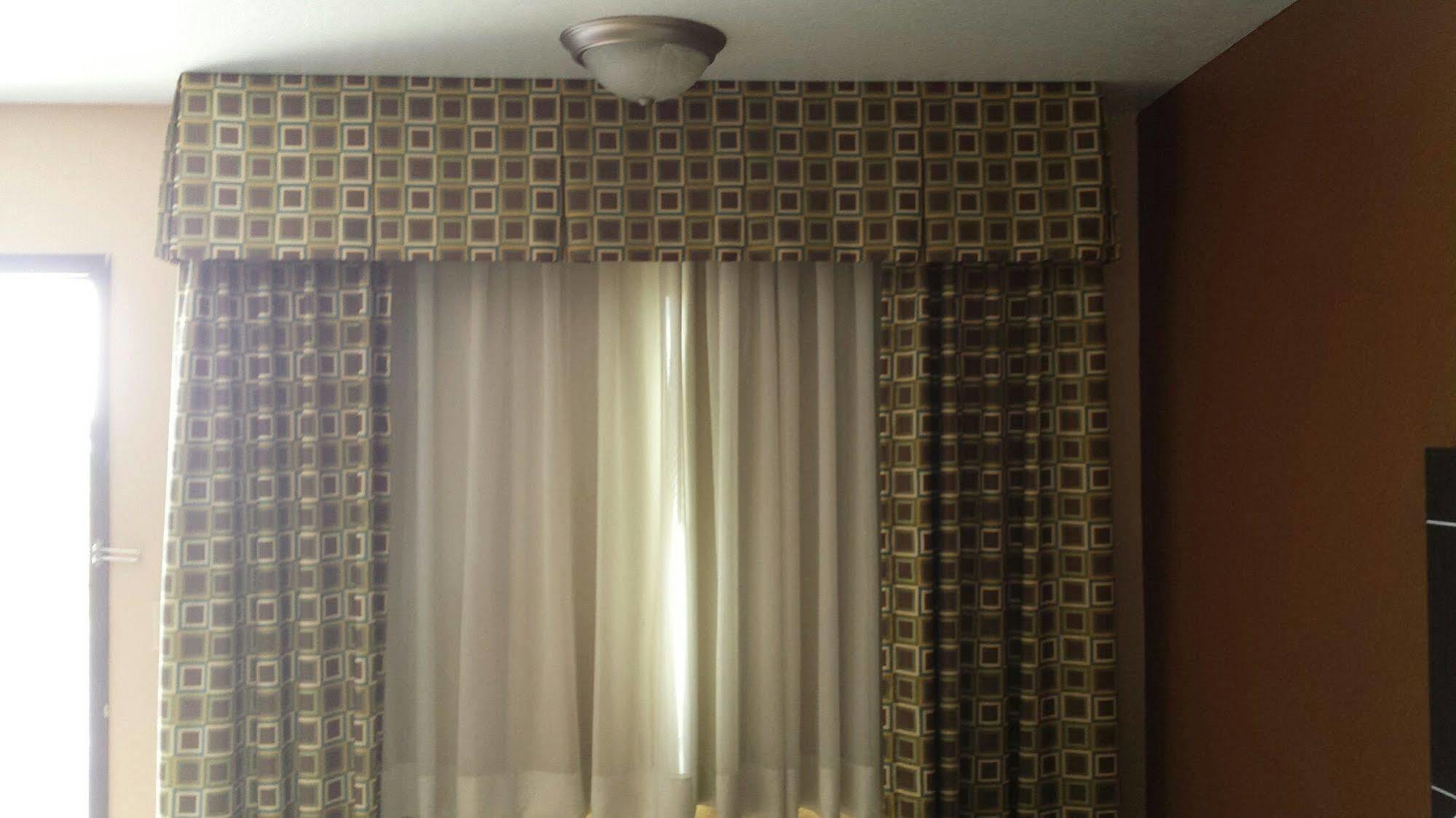 Sona Inn Dilley Buitenkant foto